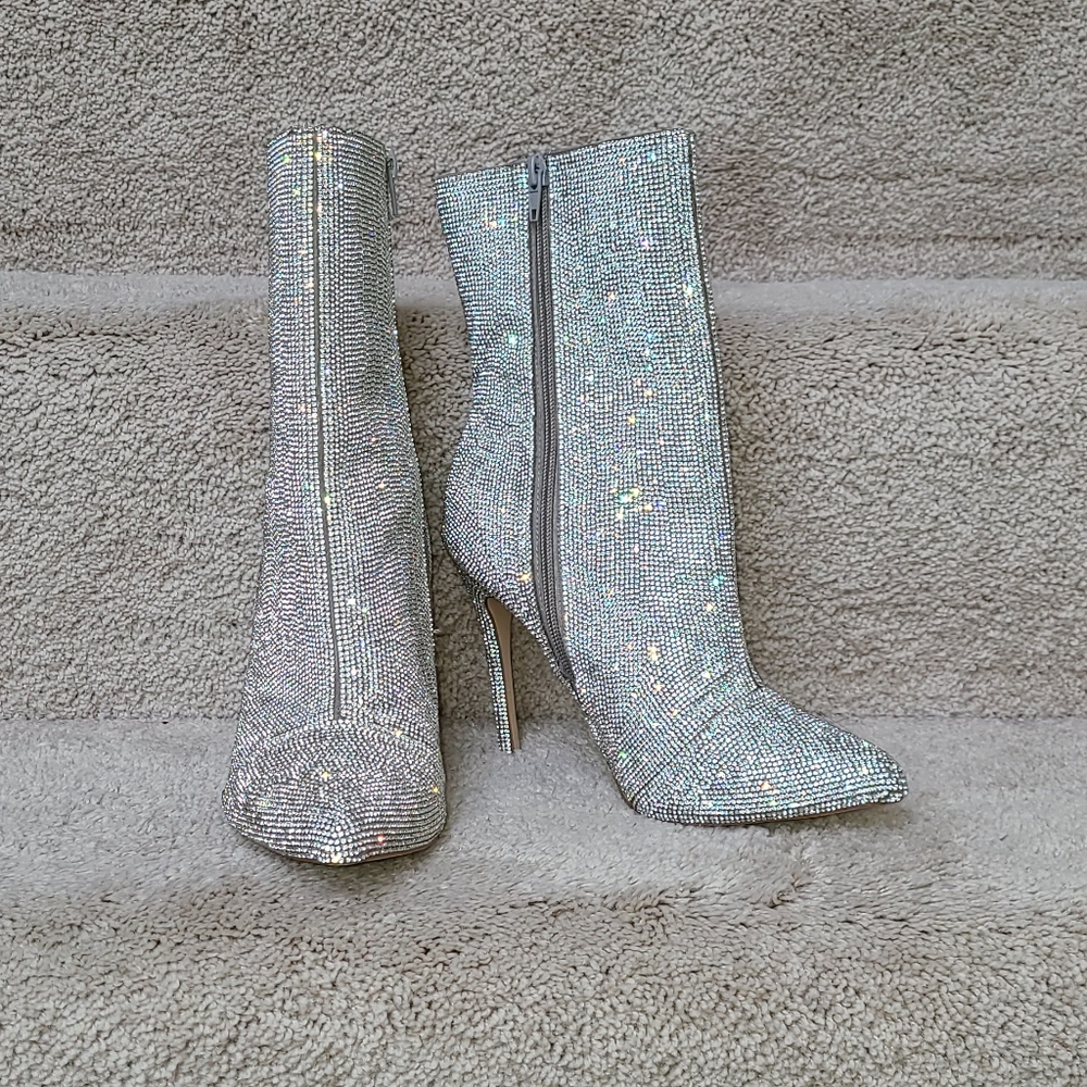 "Givin Me Chills" Rhinestone Boots